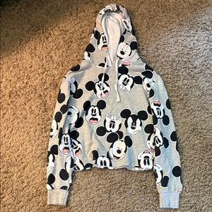 Walt Disney World Mickey Mouse Cropped Hoodie. Women’s size S. EUC.